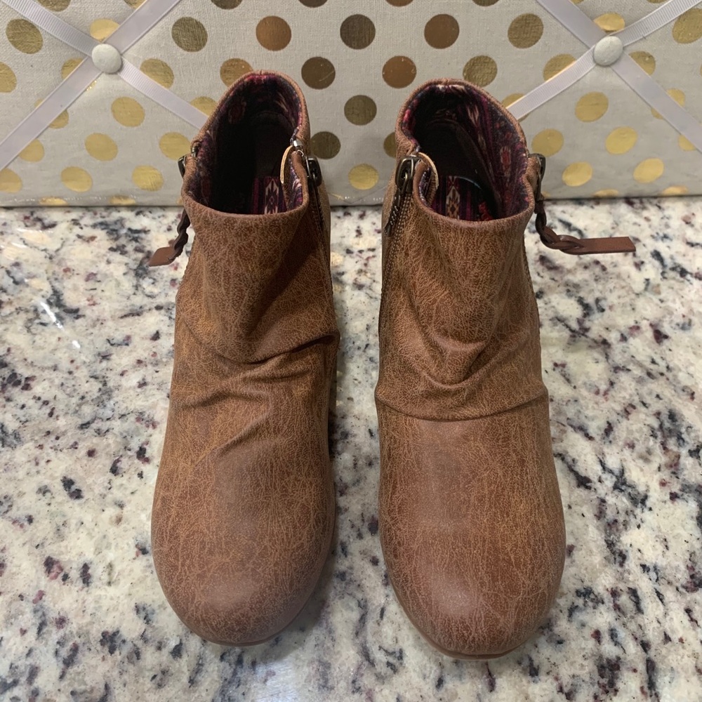 New Blowfish Malibu Girls Boots